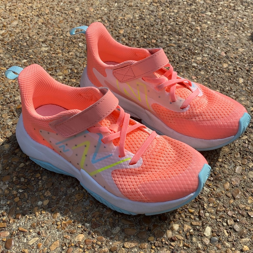 Girls New Balance size 2.5